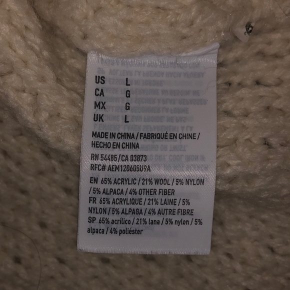 American Eagle Outfitters (AEO) Cozy Cream Sweater - Picture 5 of 5